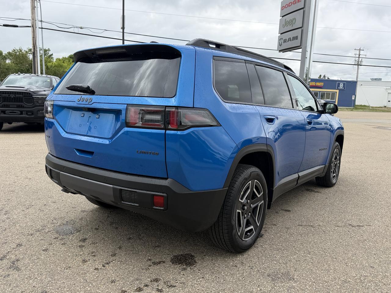 2026 Jeep Cherokee Limited 4x4 | Premium Leather | Heated Seats | NAV | Pano Sunroof | Power Liftgate Redwater AB