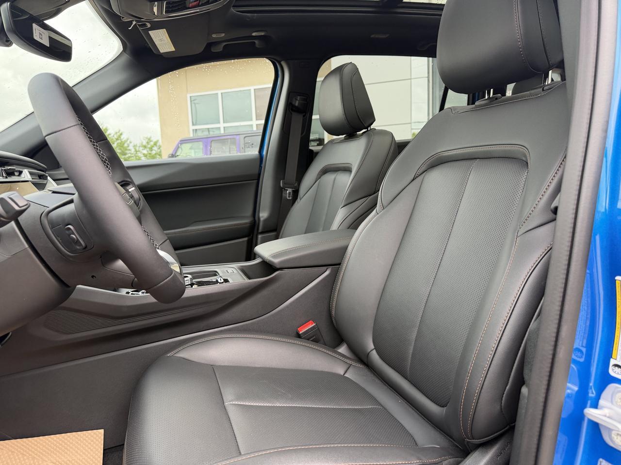 2026 Jeep Cherokee Limited 4x4 | Premium Leather | Heated Seats | NAV | Pano Sunroof | Power Liftgate Redwater AB