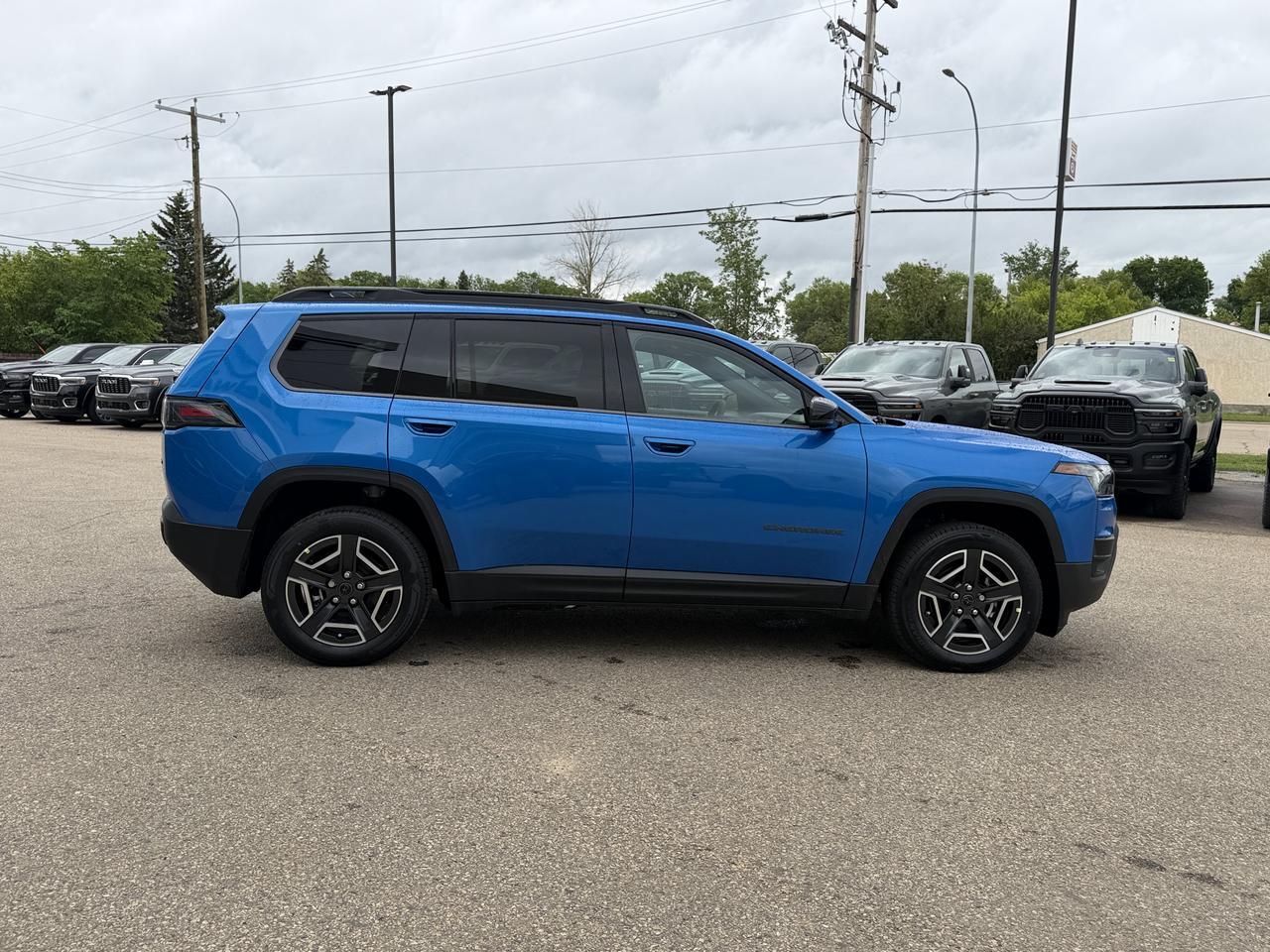 2026 Jeep Cherokee Limited 4x4 | Premium Leather | Heated Seats | NAV | Pano Sunroof | Power Liftgate Redwater AB
