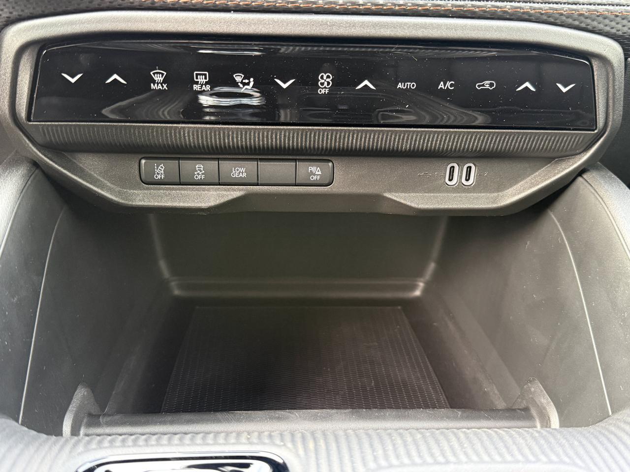 2026 Jeep Cherokee Limited 4x4 | Turbo Hybrid | EVT Transmission | Heated Seats | Adaptive Cruise | Power Liftgate Redwater AB