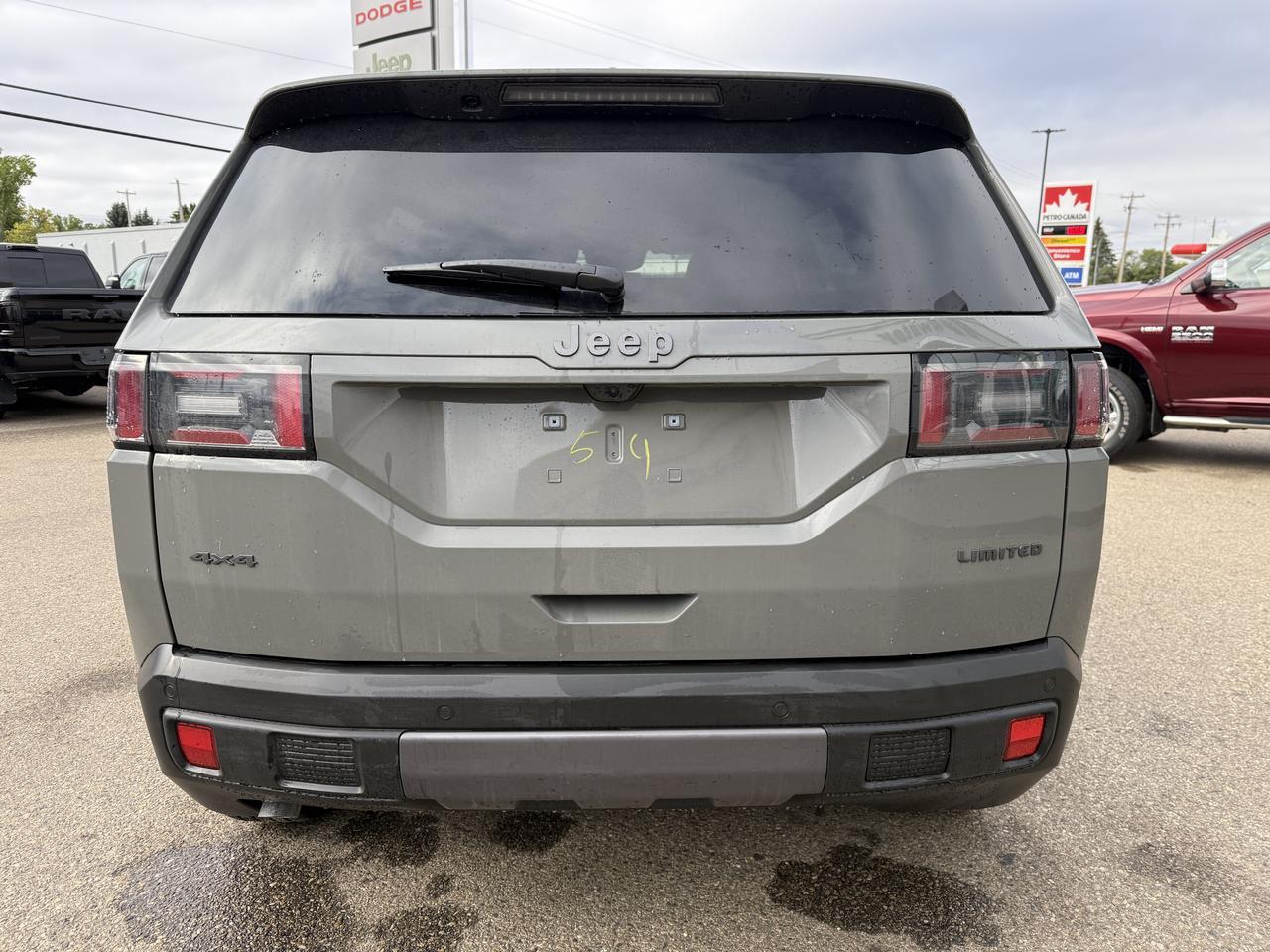 2026 Jeep Cherokee Limited 4x4 | Turbo Hybrid | EVT Transmission | Heated Seats | Adaptive Cruise | Power Liftgate Redwater AB