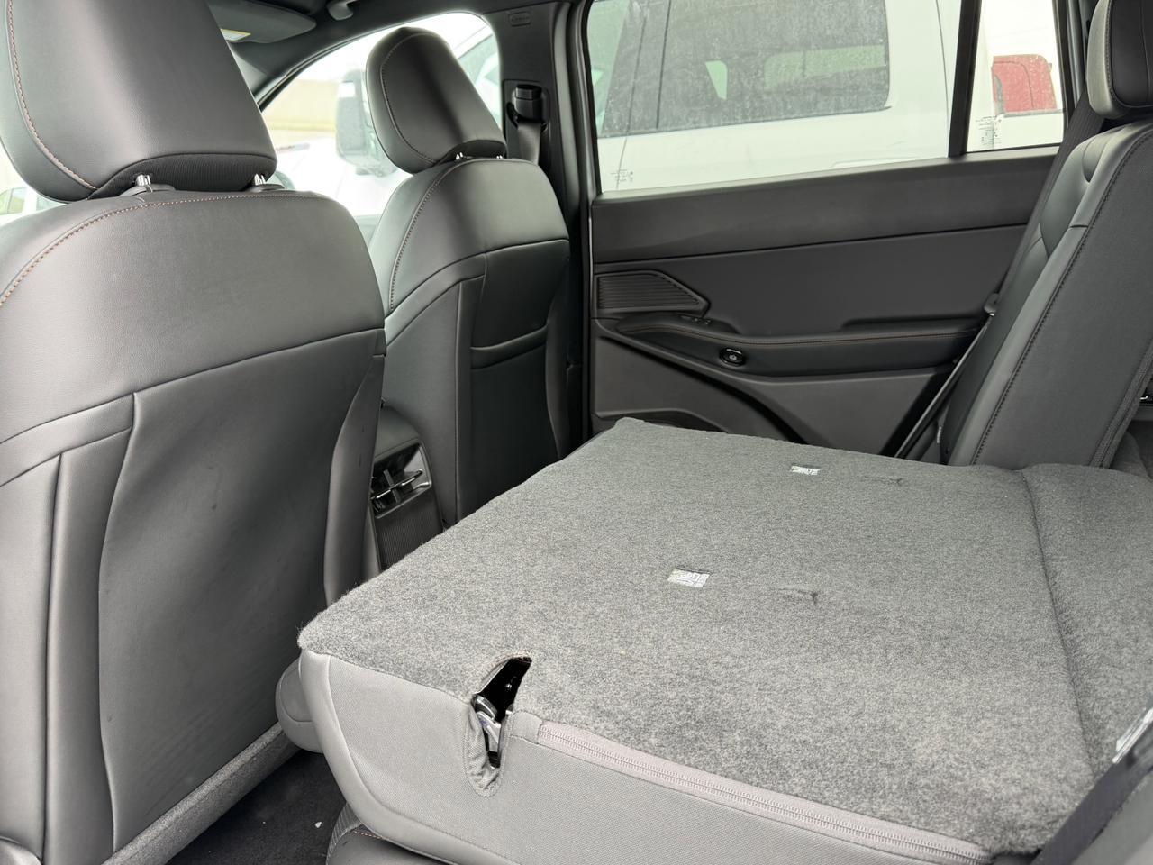 2026 Jeep Cherokee Limited 4x4 | Turbo Hybrid | Heated Seats | Power Liftgate | Remote Start | Rearview Camera | Towing Redwater AB