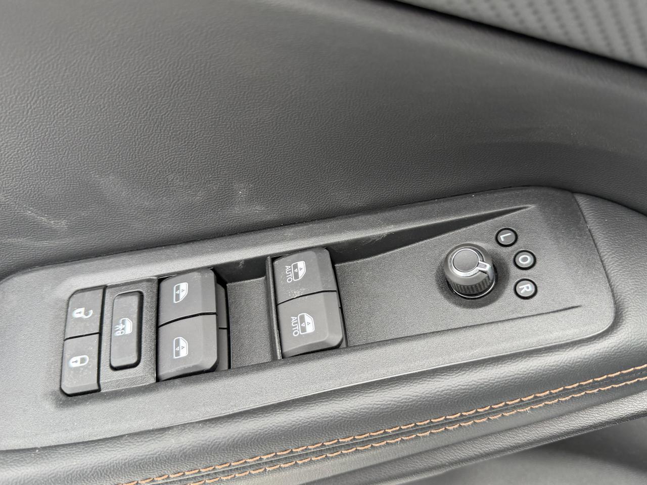 2026 Jeep Cherokee Limited 4x4 | Turbo Hybrid | Heated Seats | Power Liftgate | Remote Start | Rearview Camera | Towing Redwater AB