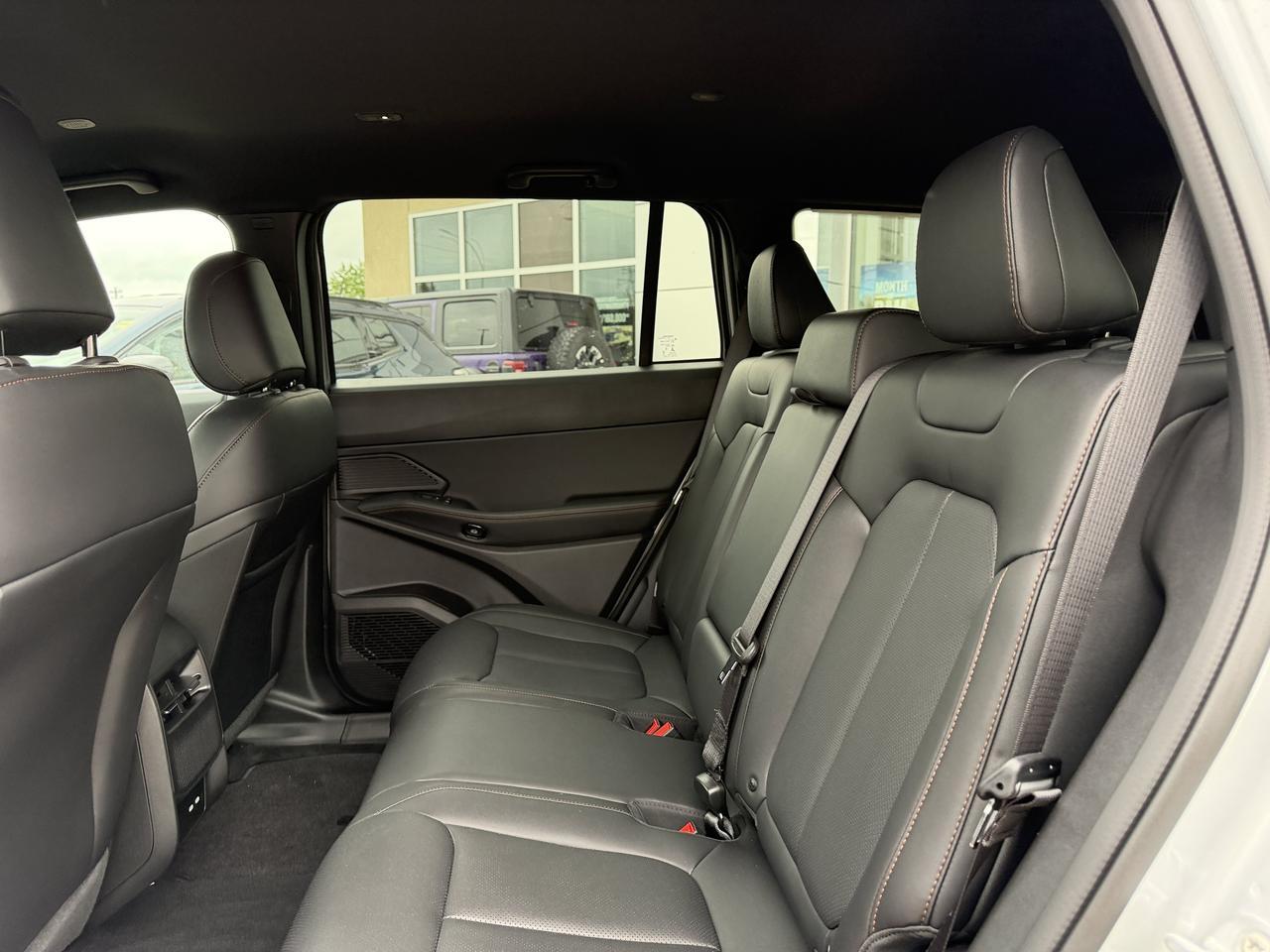 2026 Jeep Cherokee Limited 4x4 | Turbo Hybrid | Keyless Entry | Heated Seats | Backup Camera | Power Liftgate | Leather Redwater AB