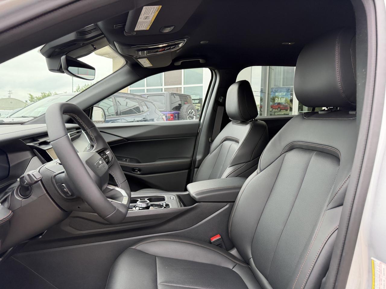 2026 Jeep Cherokee Limited 4x4 | Turbo Hybrid | Keyless Entry | Heated Seats | Backup Camera | Power Liftgate | Leather Redwater AB