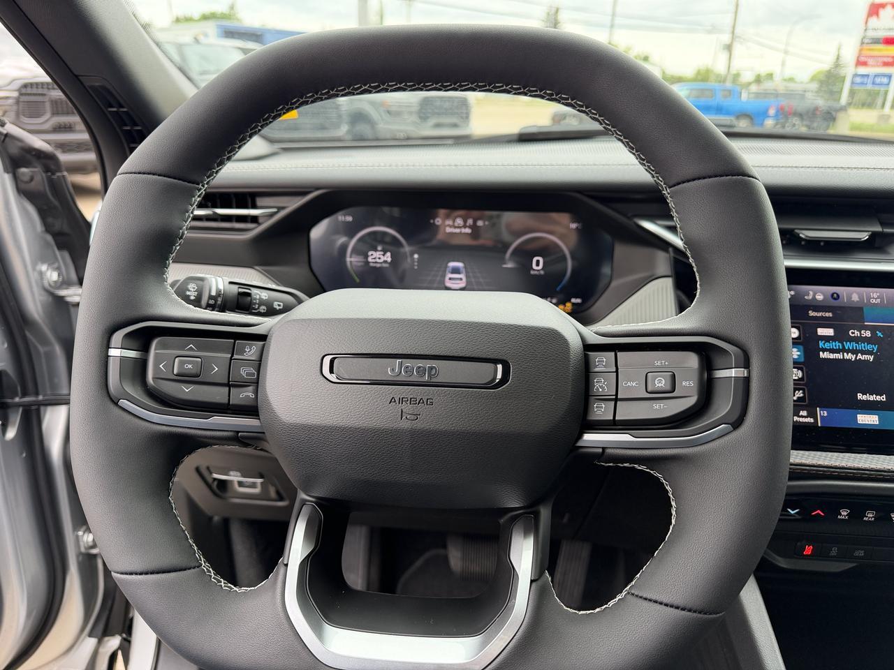 2026 Jeep Cherokee Limited 4x4 | Turbo Hybrid | Keyless Entry | Heated Seats | Backup Camera | Power Liftgate | Leather Redwater AB