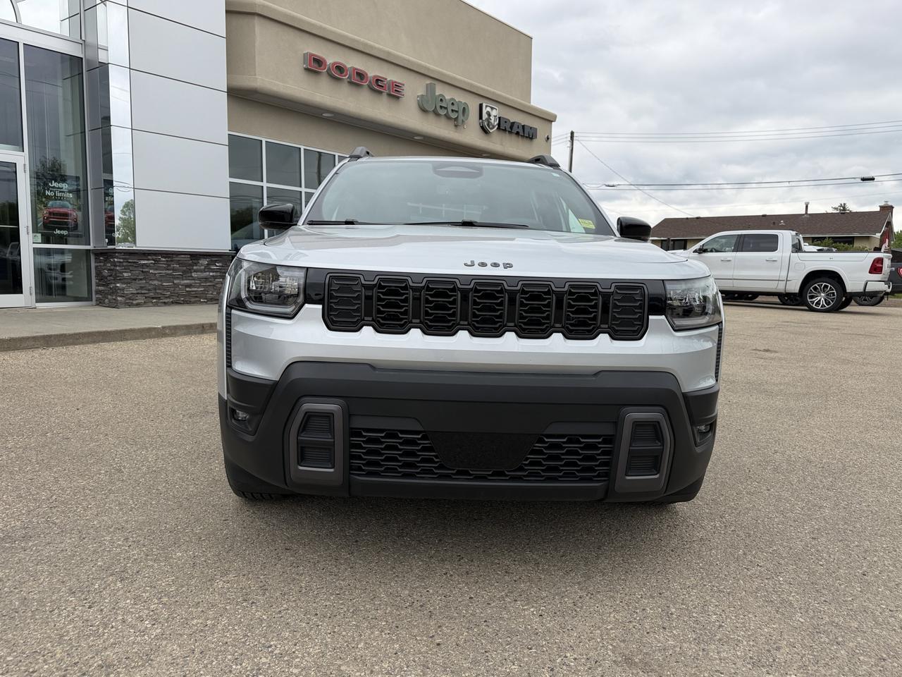 2026 Jeep Cherokee Limited 4x4 | Turbo Hybrid | Keyless Entry | Heated Seats | Backup Camera | Power Liftgate | Leather Redwater AB