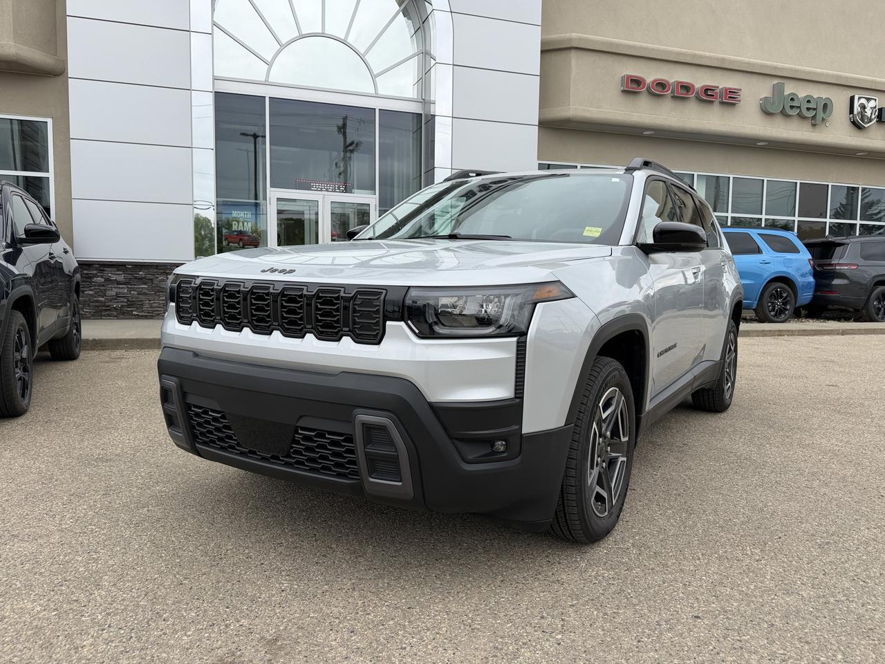 2026 Jeep Cherokee Limited 4x4 | Turbo Hybrid | Keyless Entry | Heated Seats | Backup Camera | Power Liftgate | Leather Redwater AB