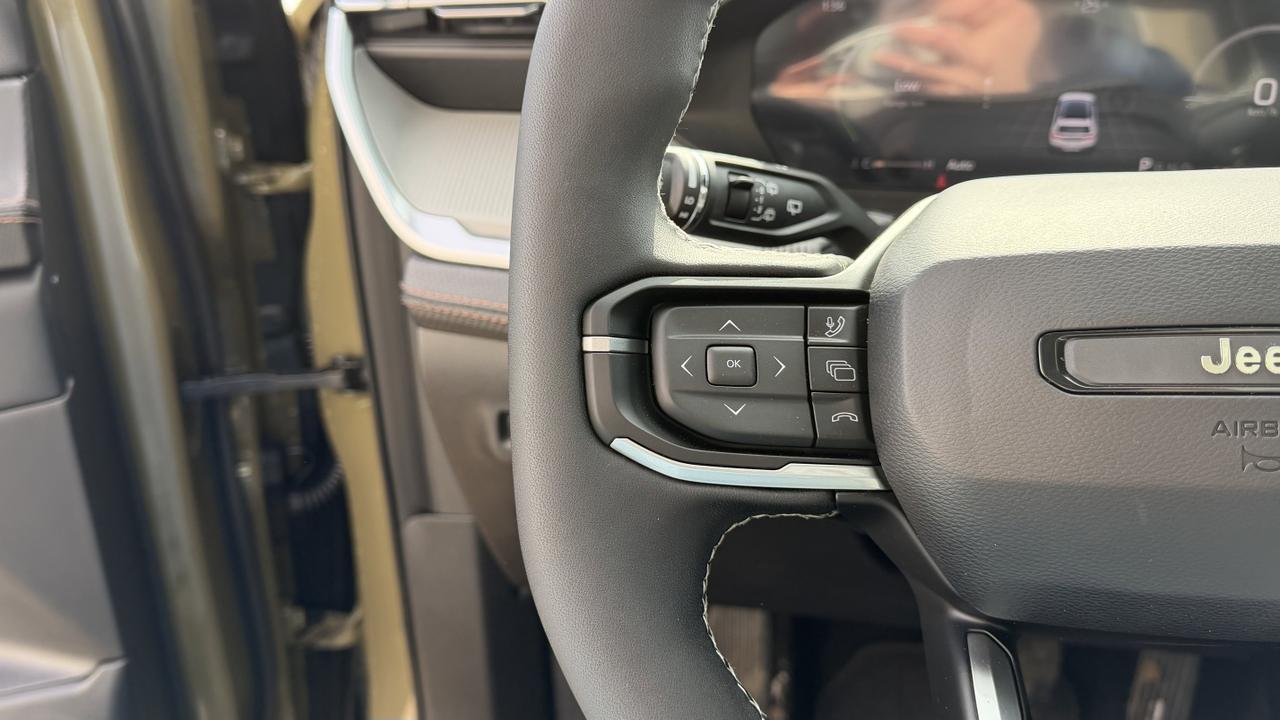 2026 Jeep Cherokee Limited 4x4 Hybrid | Capri Leatherette Seats | Heated Seats | Power Liftgate | Remote Start Redwater AB