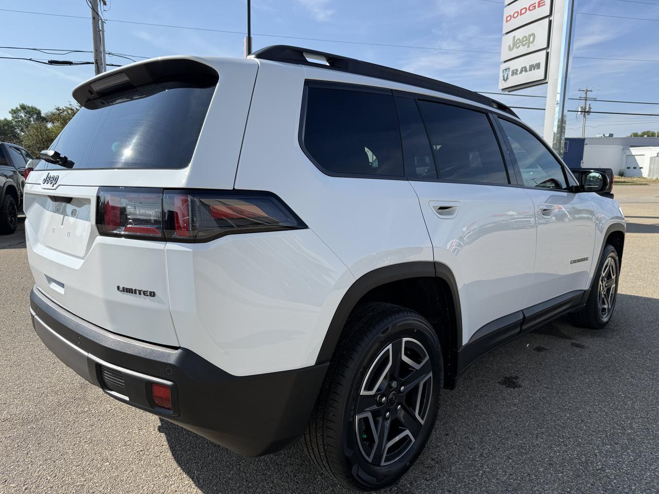 2026 Jeep Cherokee Limited 4x4 SUV | i4 Turbo |  Dual Pane Pano Sunroof | Heated Vented Seats | Power Liftgate Redwater AB