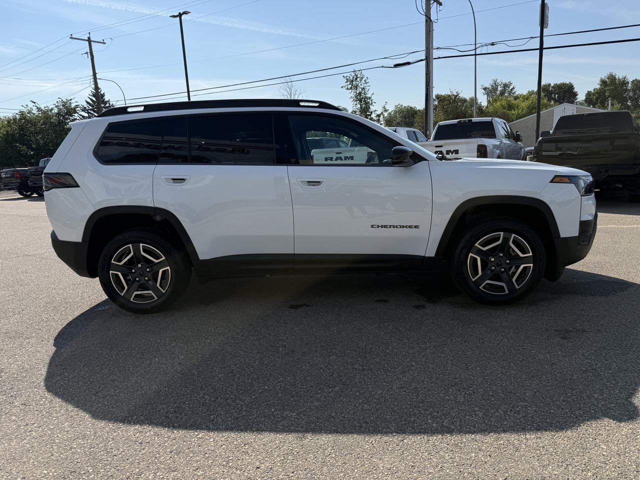 2026 Jeep Cherokee Limited 4x4 SUV | i4 Turbo |  Dual Pane Pano Sunroof | Heated Vented Seats | Power Liftgate Redwater AB