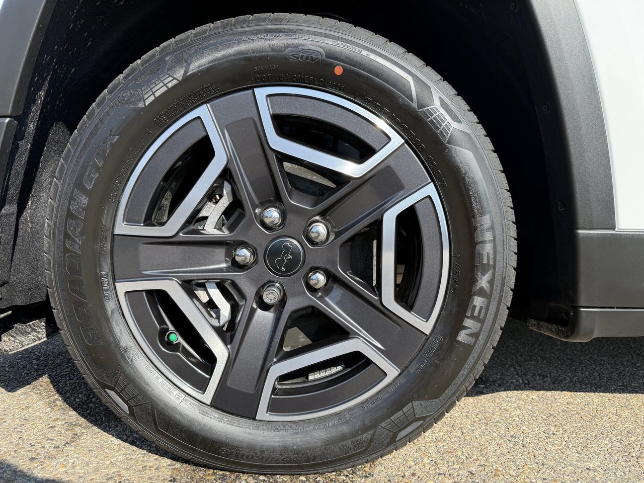 2026 Jeep Cherokee Limited 4x4 SUV | i4 Turbo |  Dual Pane Pano Sunroof | Heated Vented Seats | Power Liftgate Redwater AB