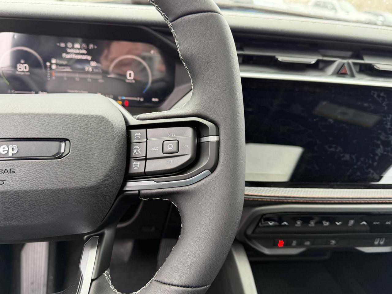 2026 Jeep Cherokee Limited 4x4 Turbo Hybrid | Pano Sunroof | Heated Seats | Remote Start | Rear Camera | Towing Redwater AB