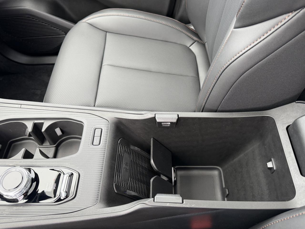 2026 Jeep Cherokee Limited 4x4 Turbo Hybrid | Pano Sunroof | Heated Seats | Remote Start | Rear Camera | Towing Redwater AB