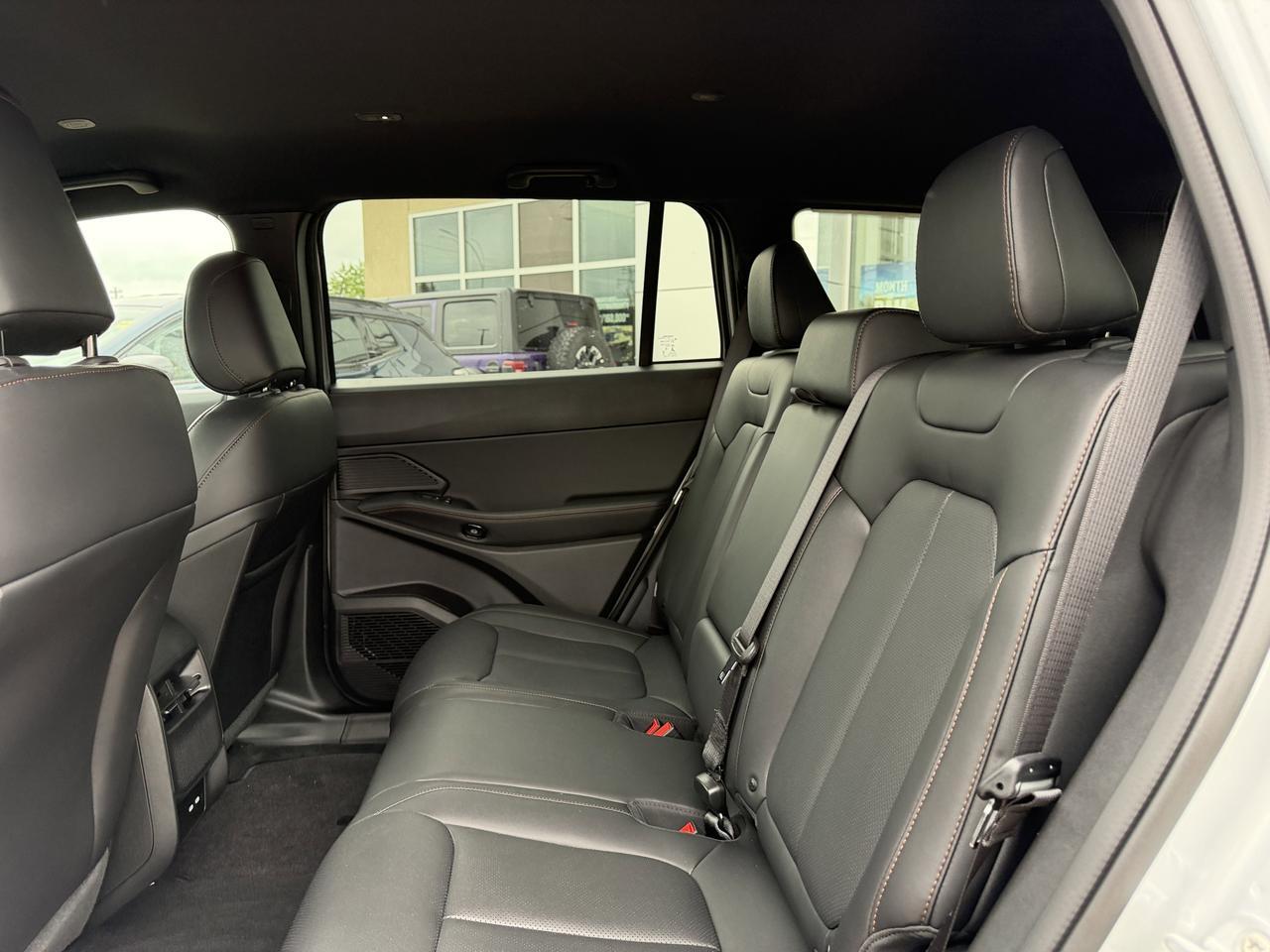 2026 Jeep Cherokee Limited Redwater AB