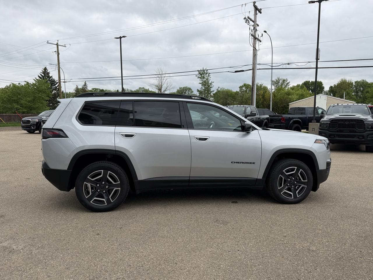 2026 Jeep Cherokee Limited Redwater AB