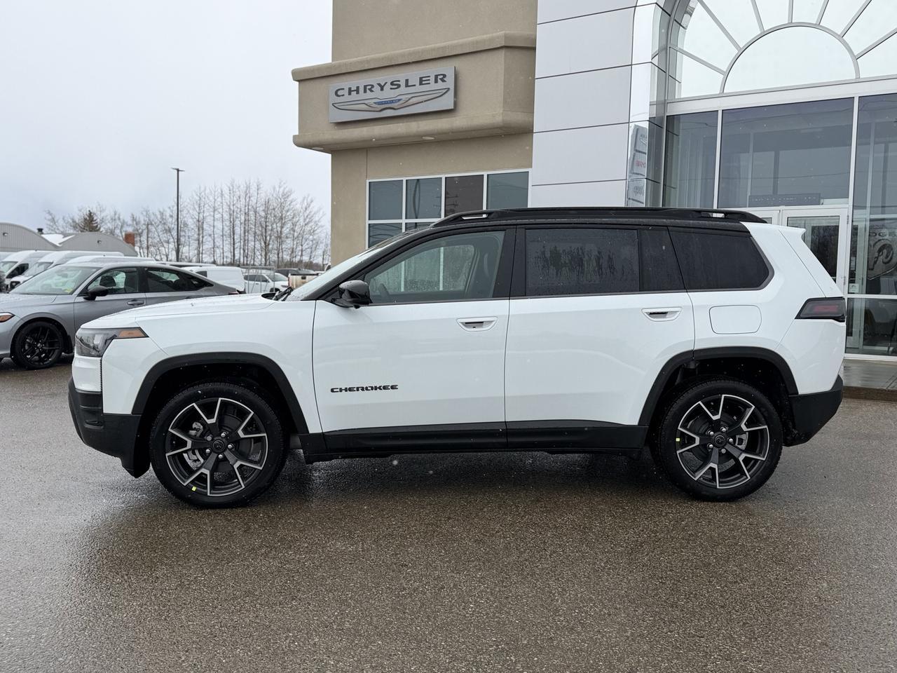 2026 Jeep Cherokee Overland 4x4 Hybrid SUV | Pano Sunroof | Heated Vented Seats | 360 Camera | Power Liftgate Redwater AB