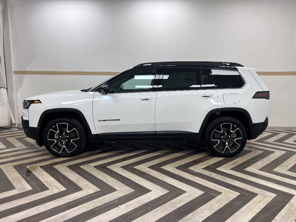 2026 Jeep Cherokee Overland Full Hybrid Electric (FHEV)