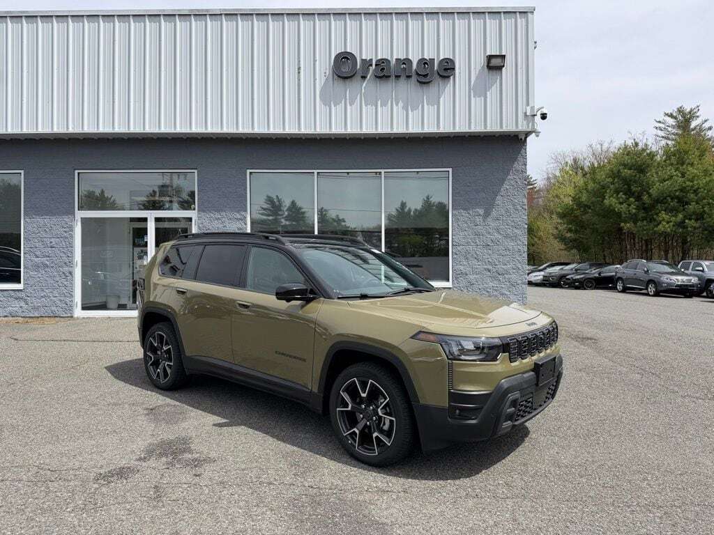 2026 Jeep Cherokee Overland Orange MA