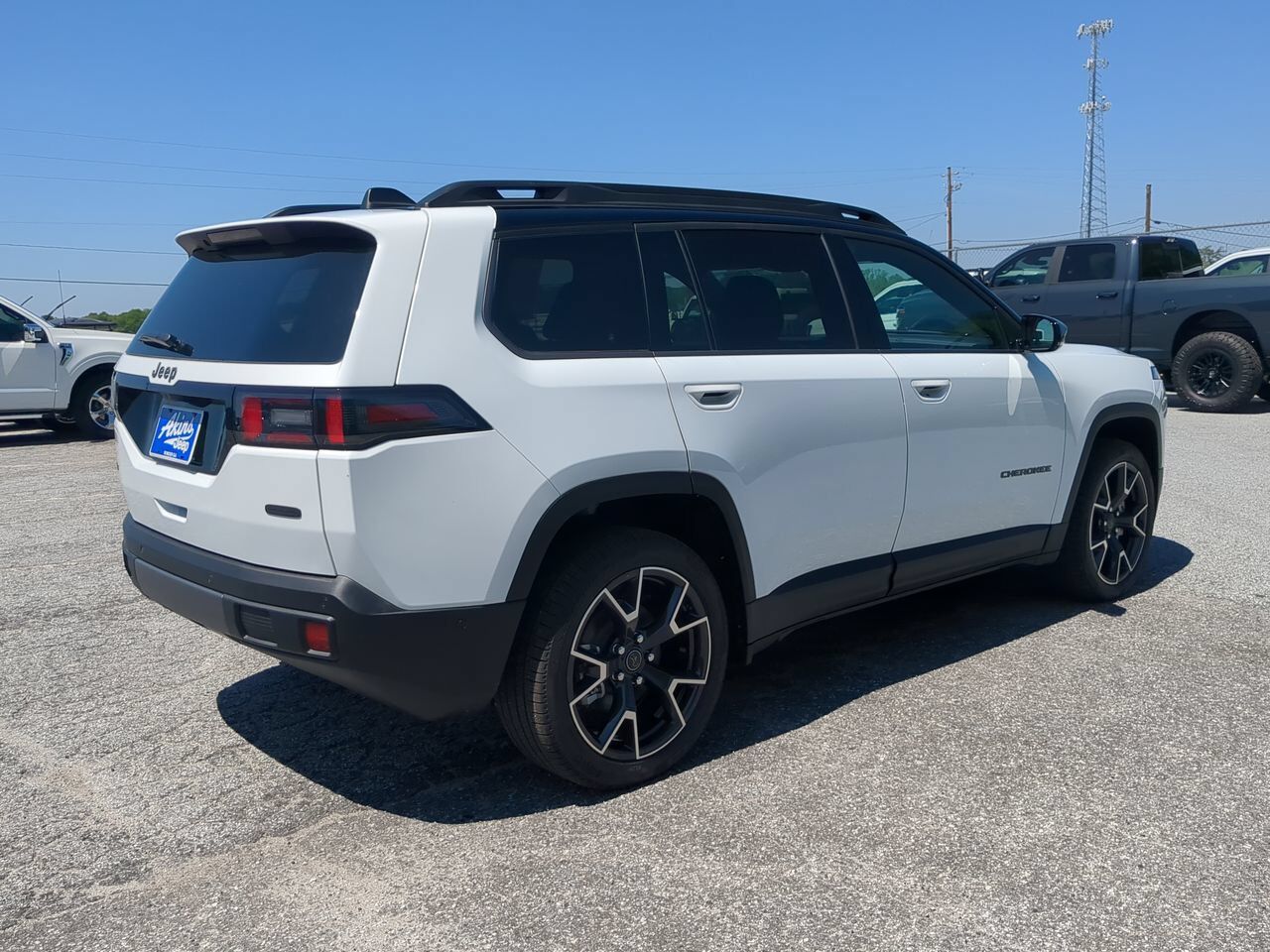 2026 Jeep Cherokee Overland Winder GA