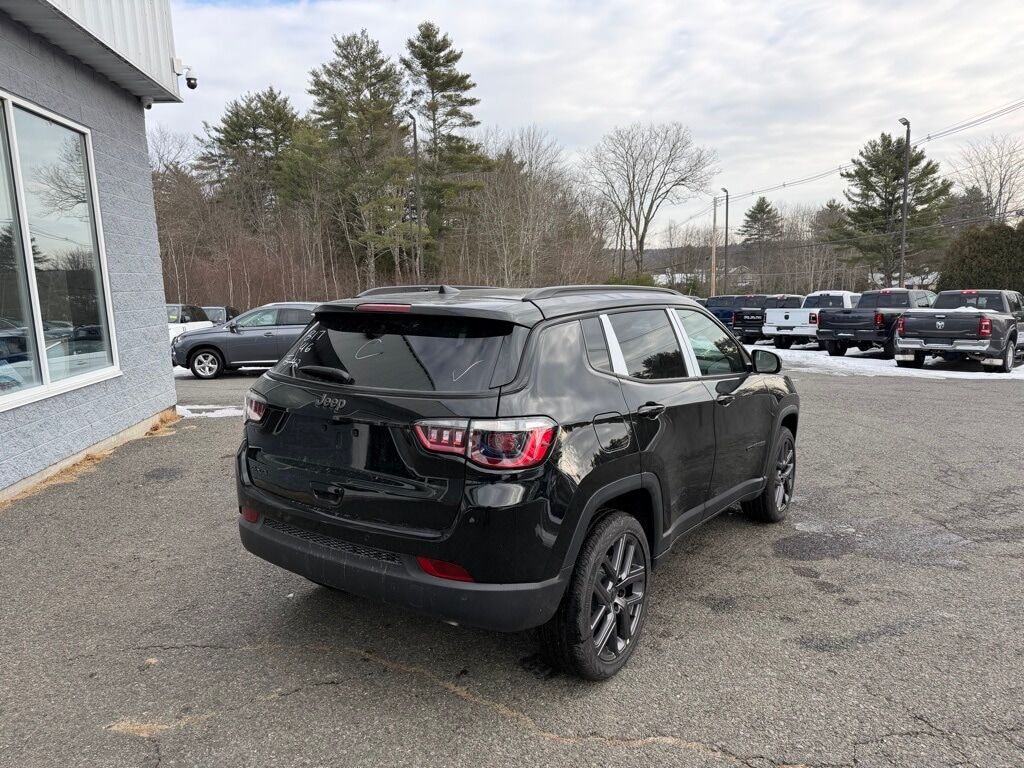 2026 Jeep Compass LIMITED ALTITUDE 4X4 Orange MA