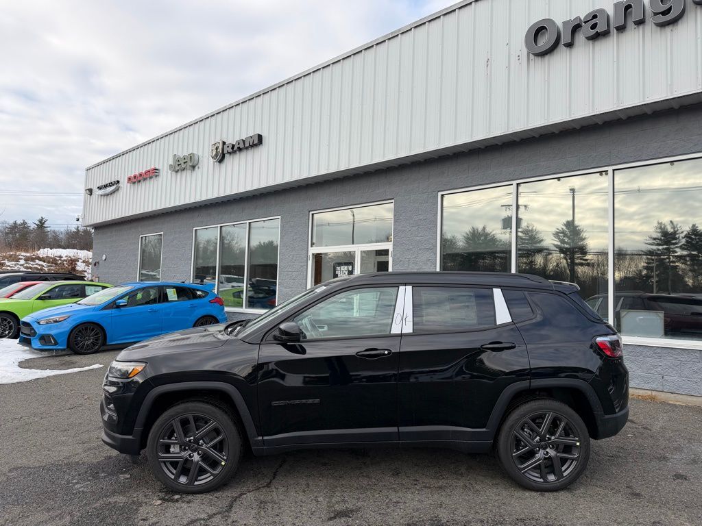 2026 Jeep Compass LIMITED ALTITUDE 4X4
