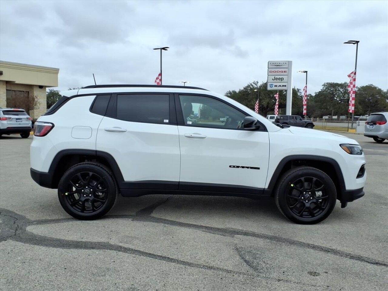 2026 Jeep Compass Latitude Altitude