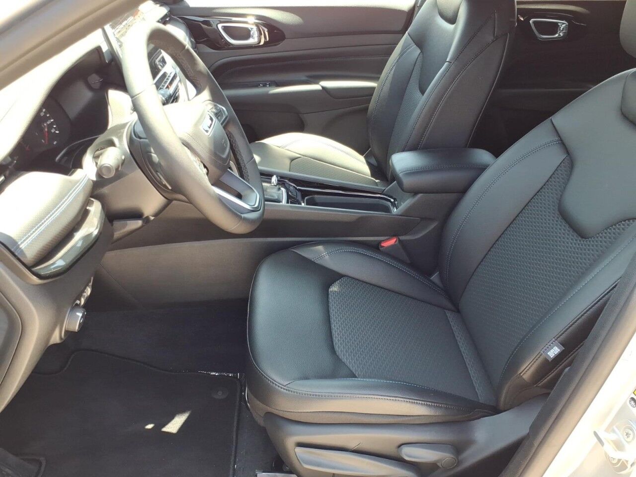 2026 Jeep Compass Latitude Altitude Uvalde TX