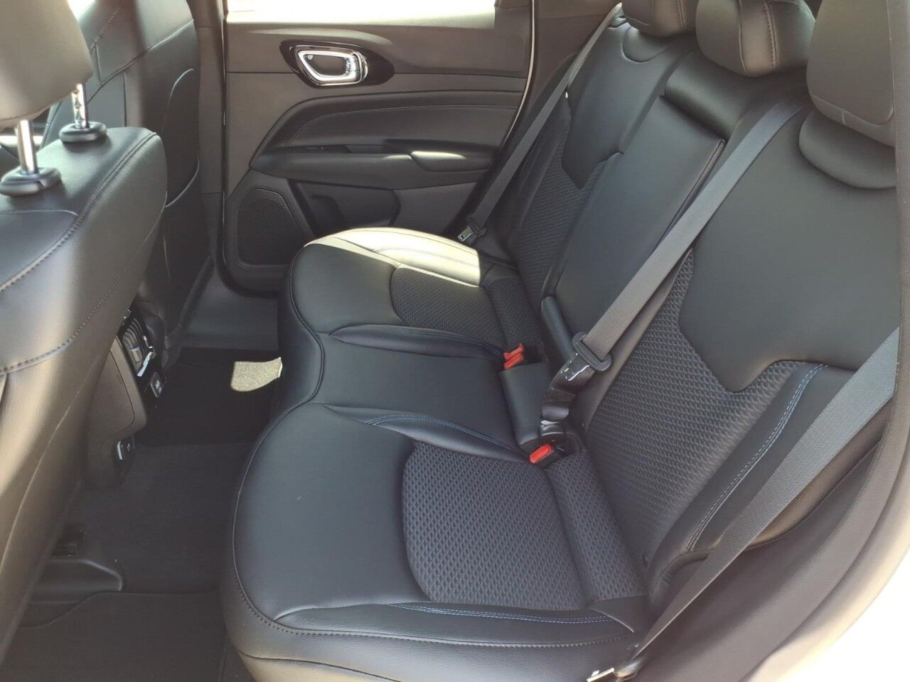 2026 Jeep Compass Latitude Altitude Uvalde TX