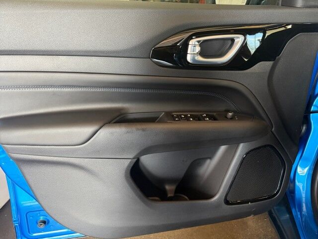 2026 Jeep Compass Latitude Altitude Burnet TX