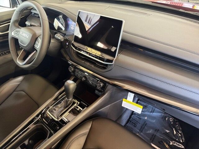 2026 Jeep Compass Latitude Altitude Burnet TX