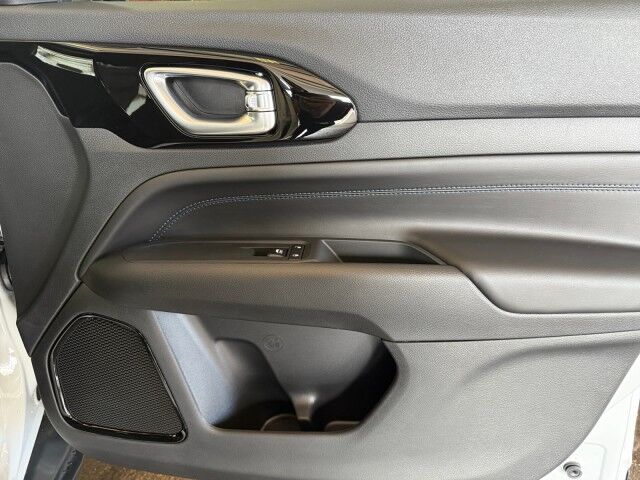 2026 Jeep Compass Latitude Altitude TX 2026 Jeep Compass Latitude Altitude TX