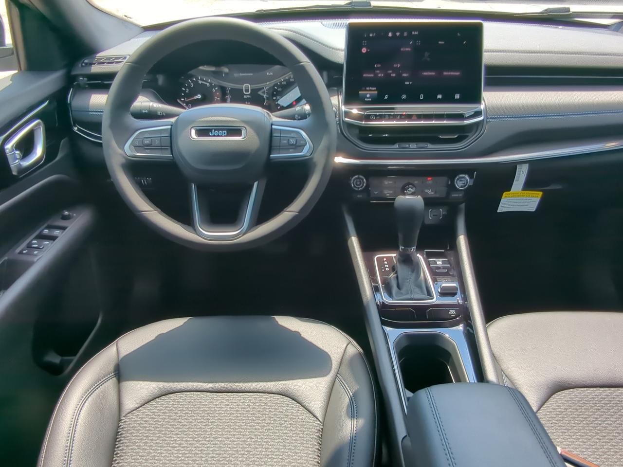 2026 Jeep Compass Latitude Altitude Appleton WI