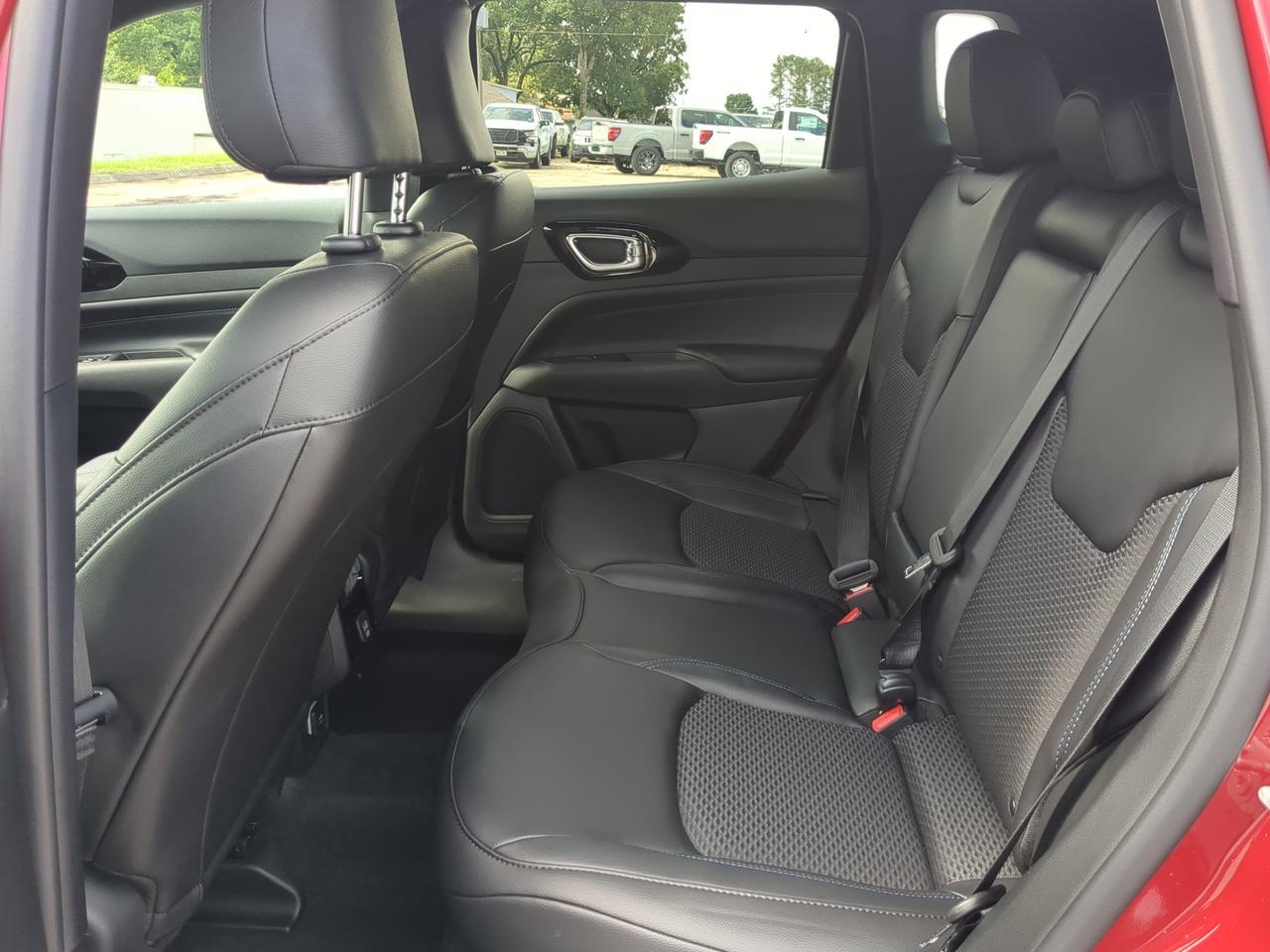 2026 Jeep Compass Latitude Altitude Appleton WI