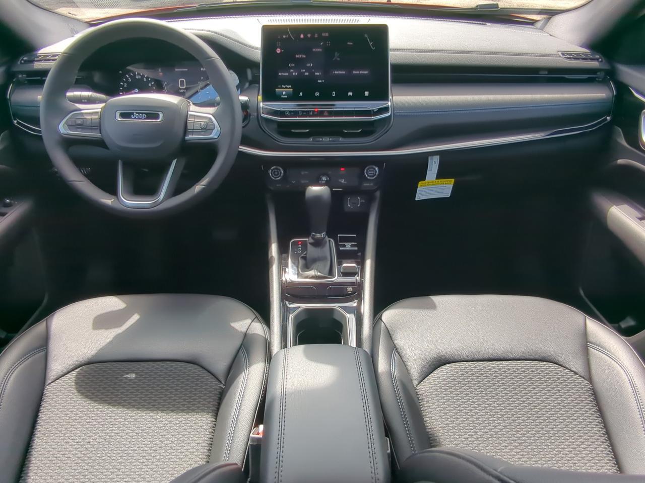 2026 Jeep Compass Latitude Altitude Appleton WI