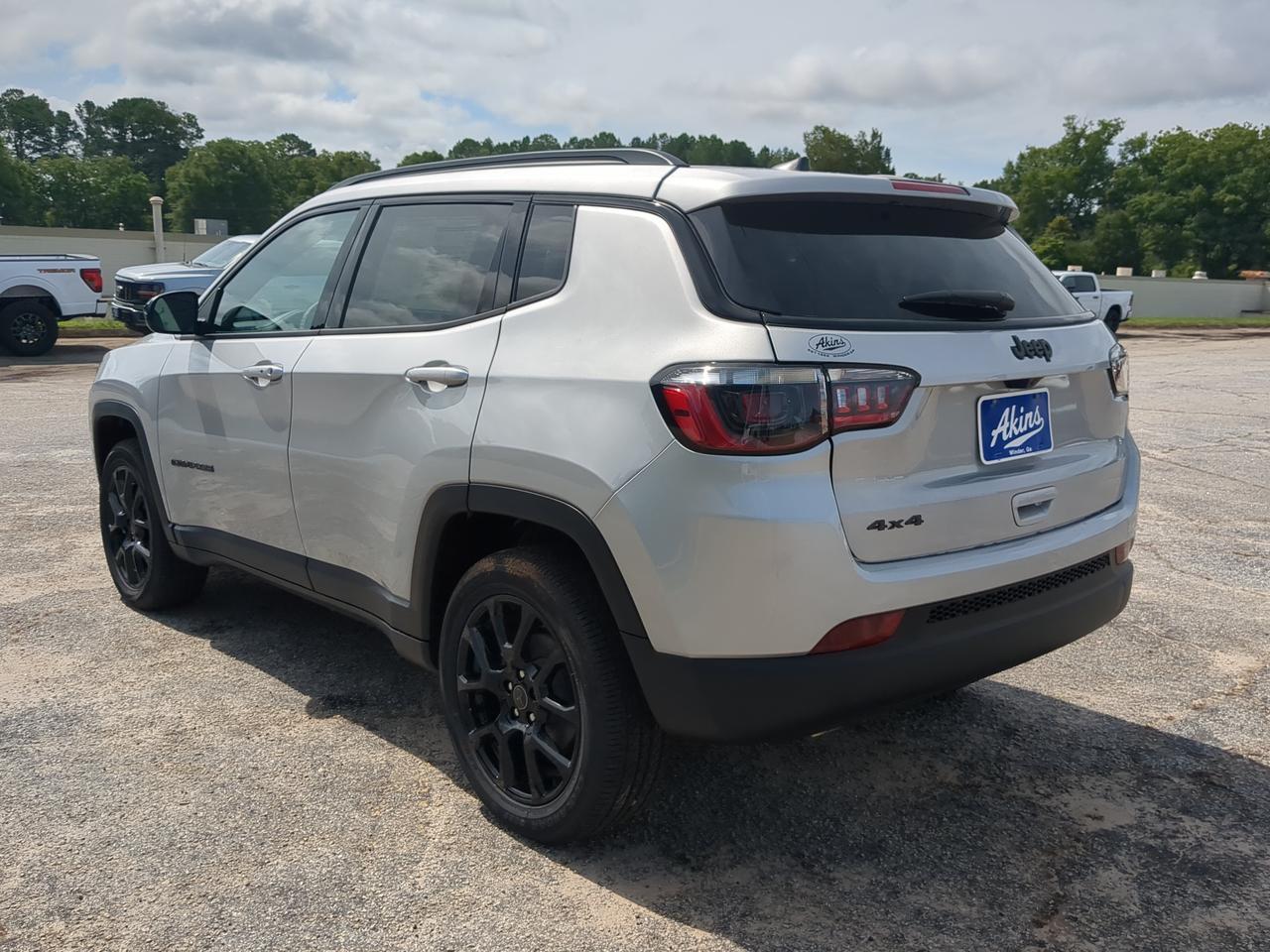 2026 Jeep Compass Latitude Altitude Appleton WI