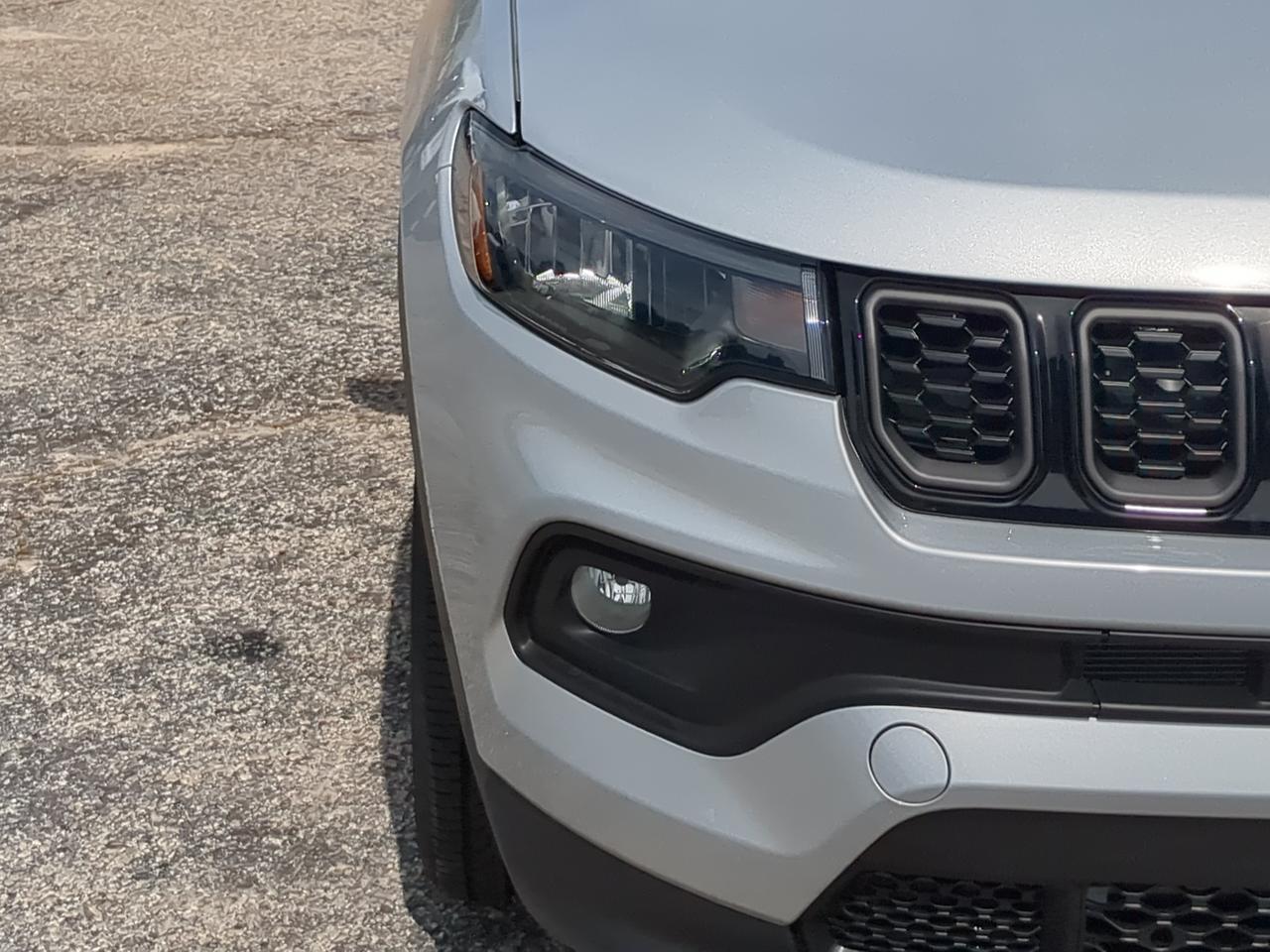 2026 Jeep Compass Latitude Altitude Appleton WI