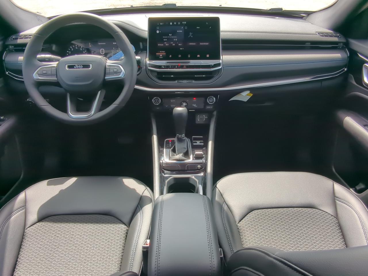 2026 Jeep Compass Latitude Altitude Appleton WI