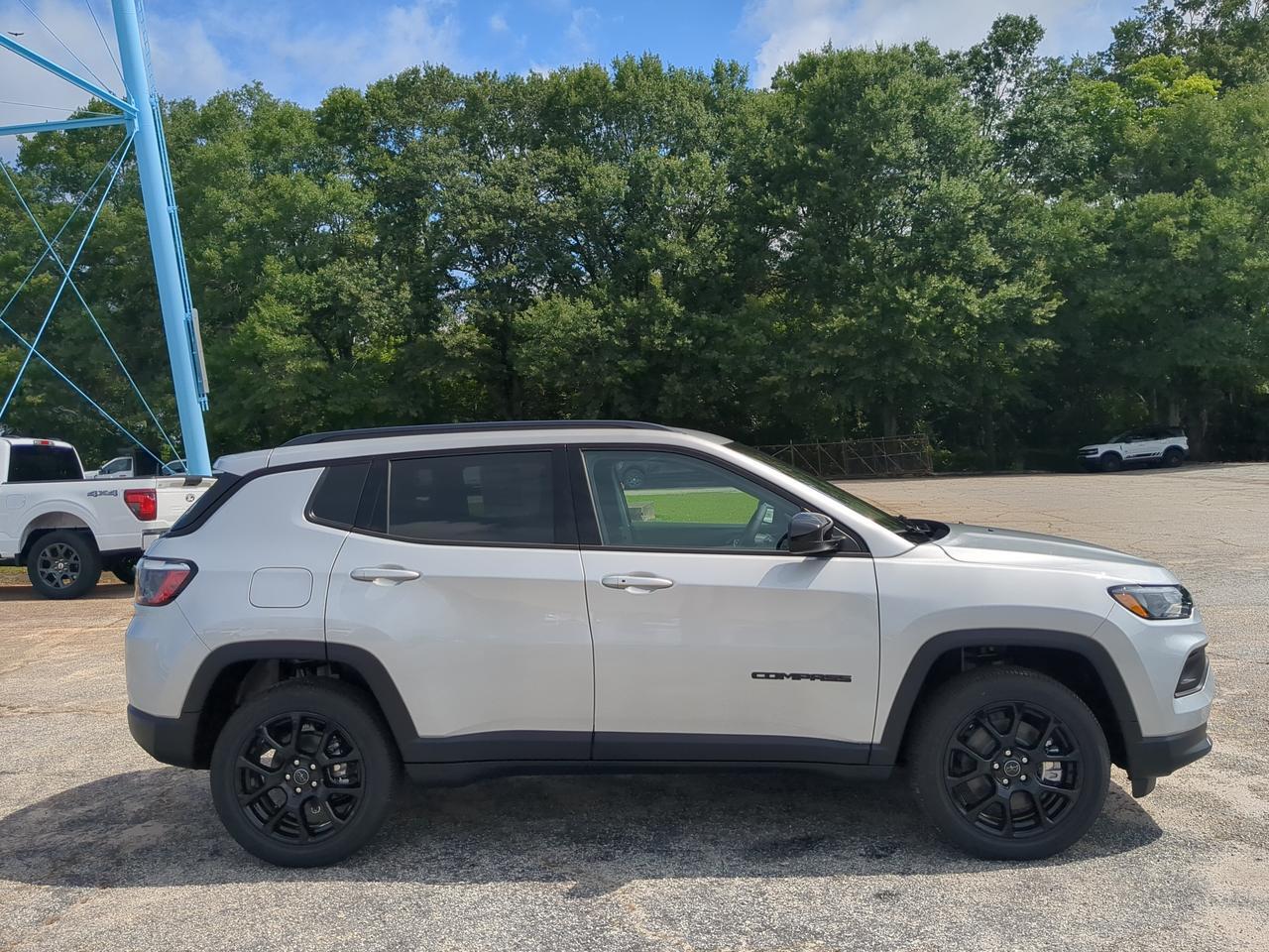 2026 Jeep Compass Latitude Altitude Appleton WI