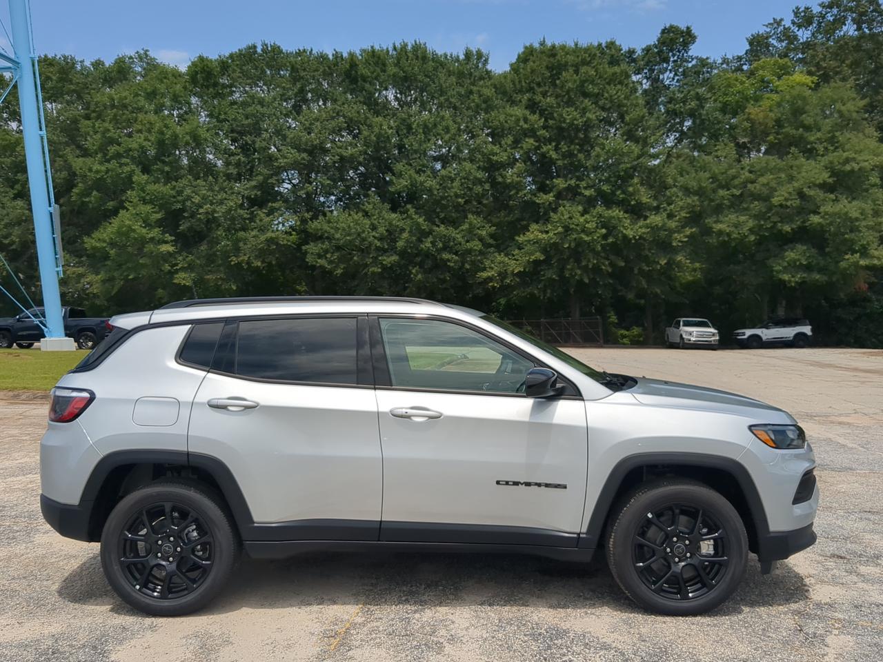 2026 Jeep Compass Latitude Altitude Appleton WI