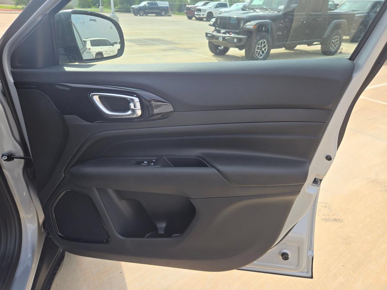 2026 Jeep Compass Latitude Altitude Castroville TX