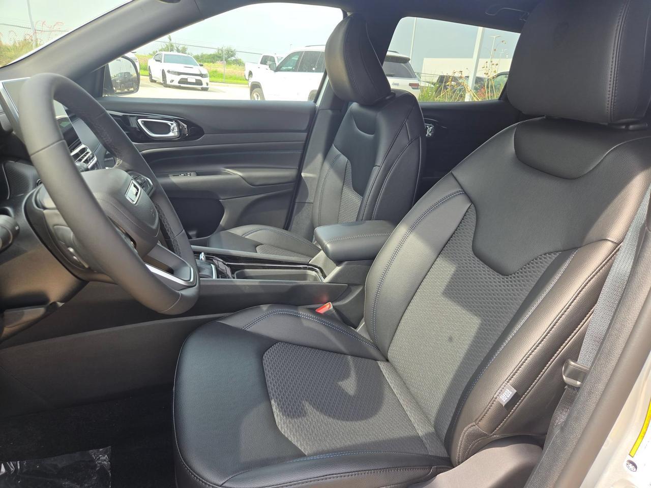 2026 Jeep Compass Latitude Altitude Castroville TX