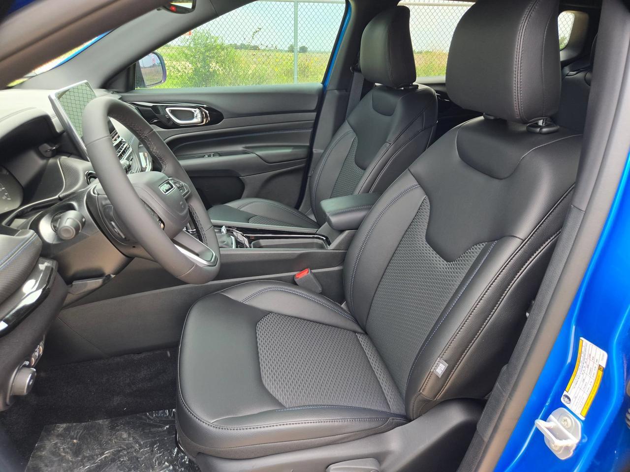 2026 Jeep Compass Latitude Altitude Castroville TX