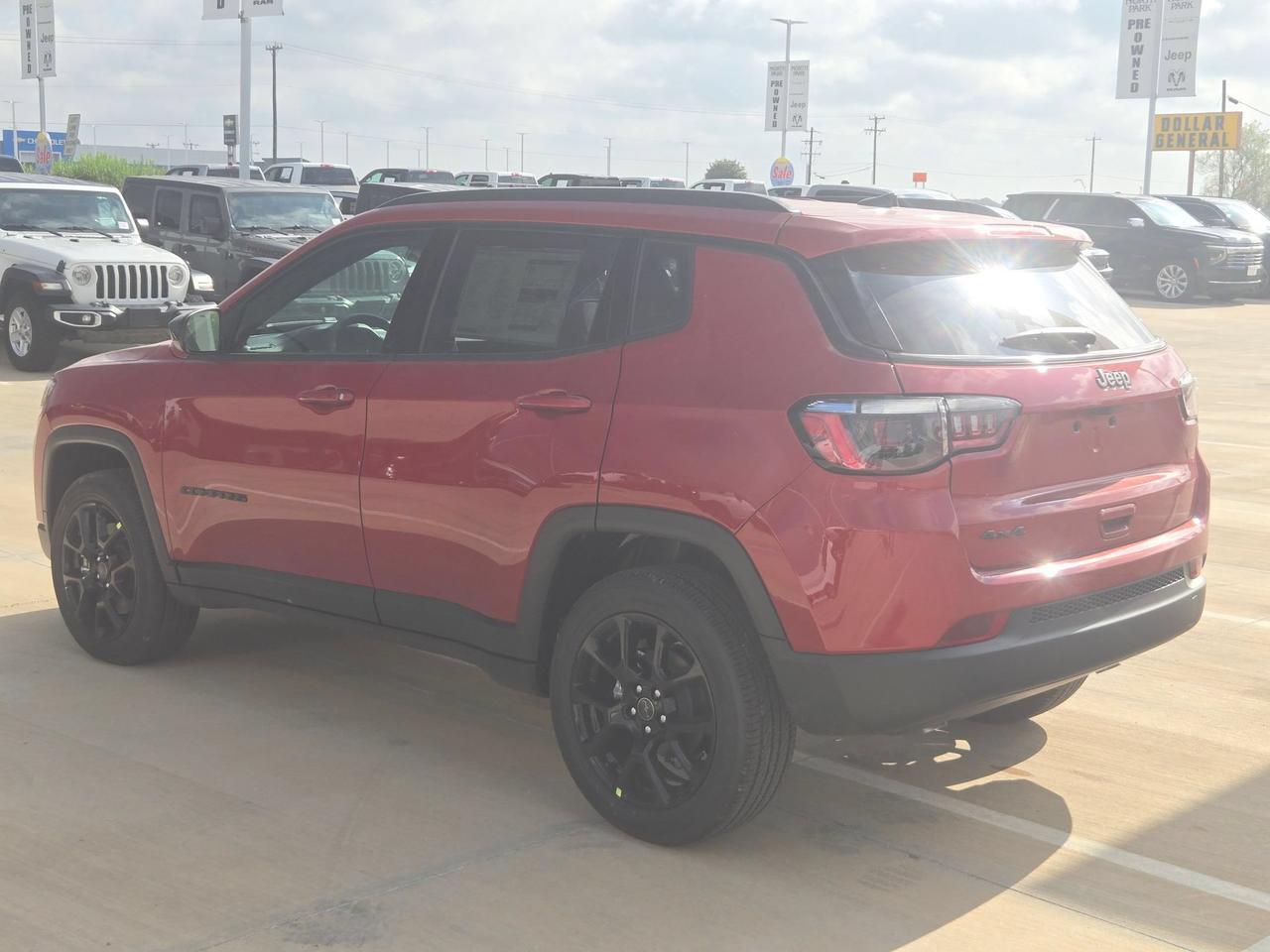 2026 Jeep Compass Latitude Altitude Castroville TX
