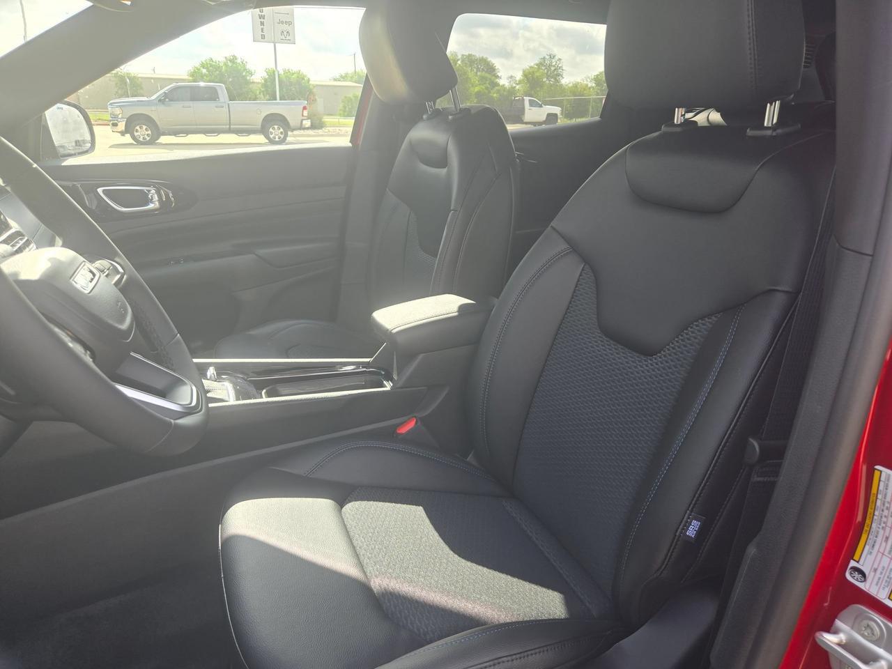 2026 Jeep Compass Latitude Altitude Castroville TX