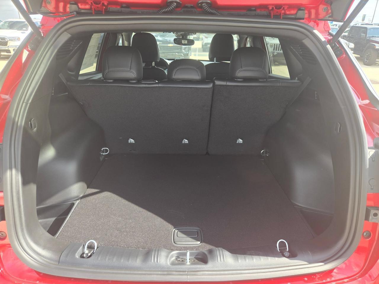 2026 Jeep Compass Latitude Altitude Castroville TX