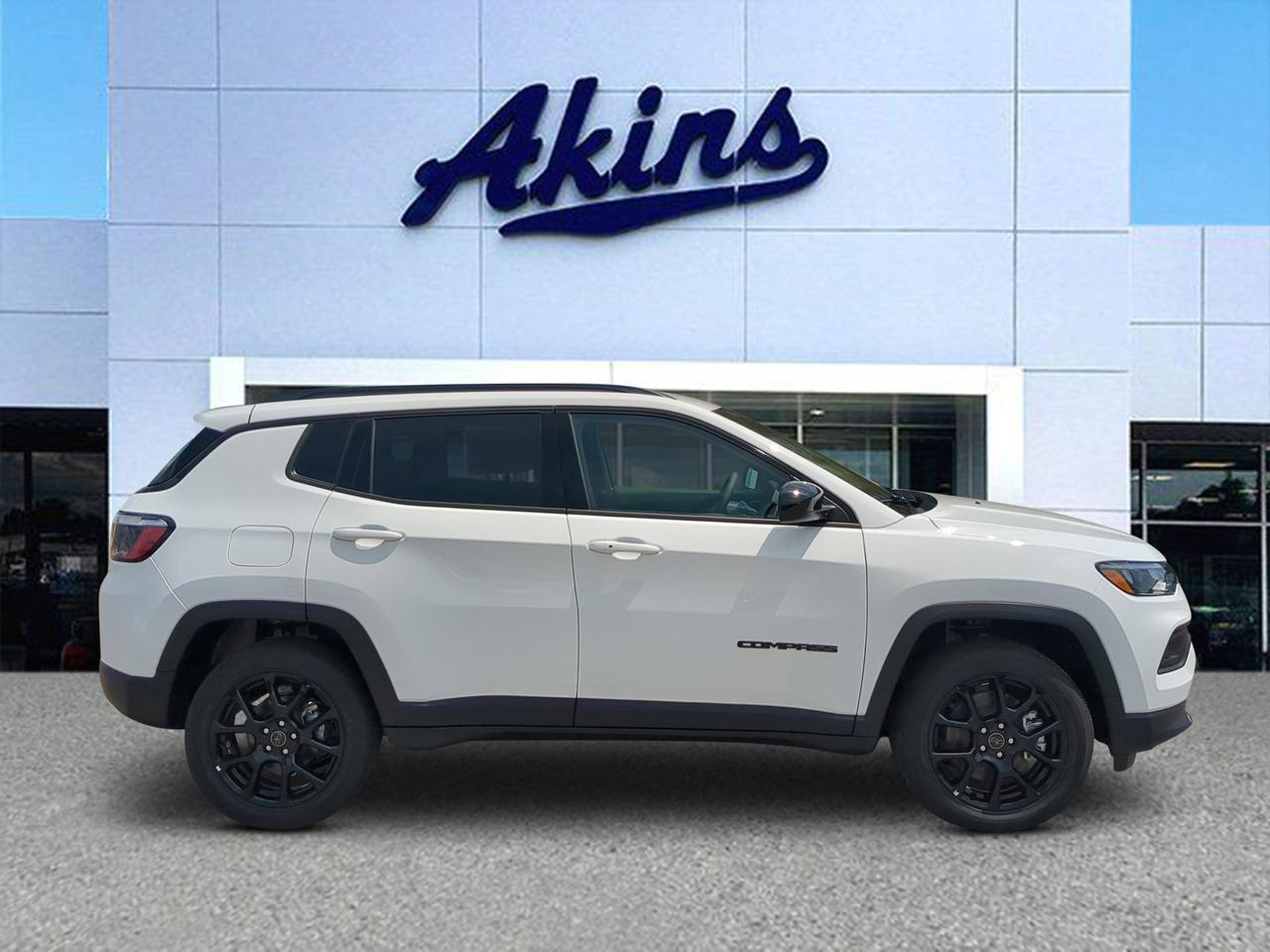 2026 Jeep Compass Latitude Altitude