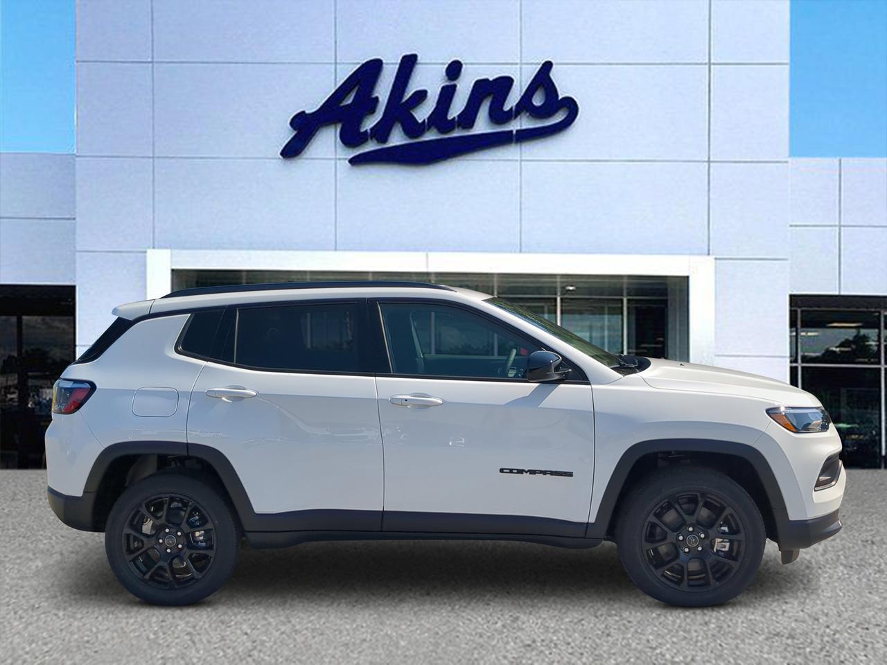 2026 Jeep Compass Latitude Altitude