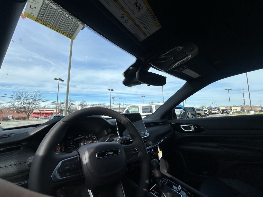 2026 Jeep Compass Latitude Crestwood KY