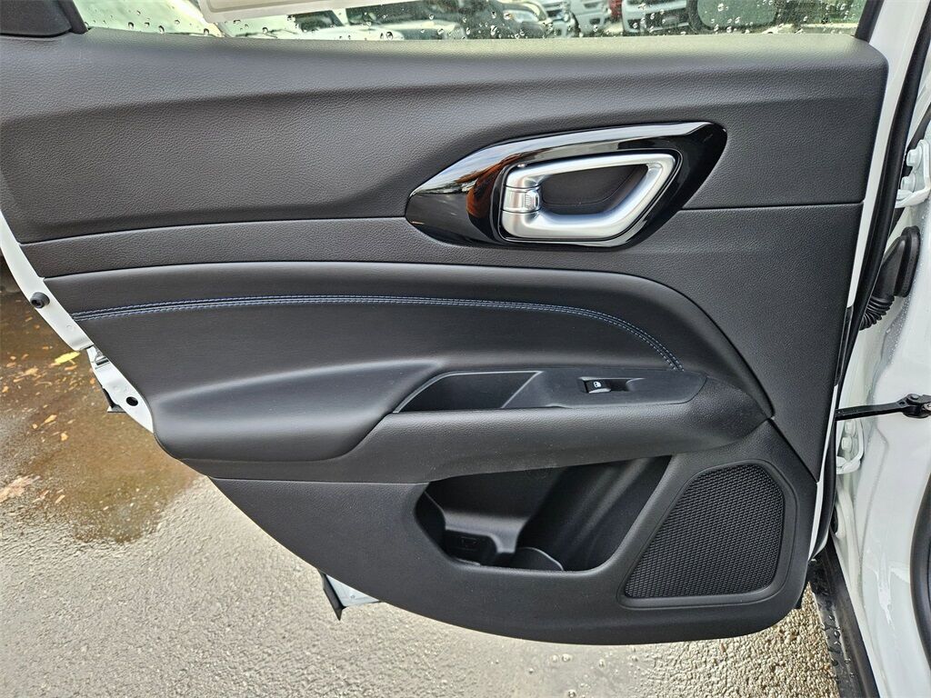 2026 Jeep Compass Latitude Gresham OR